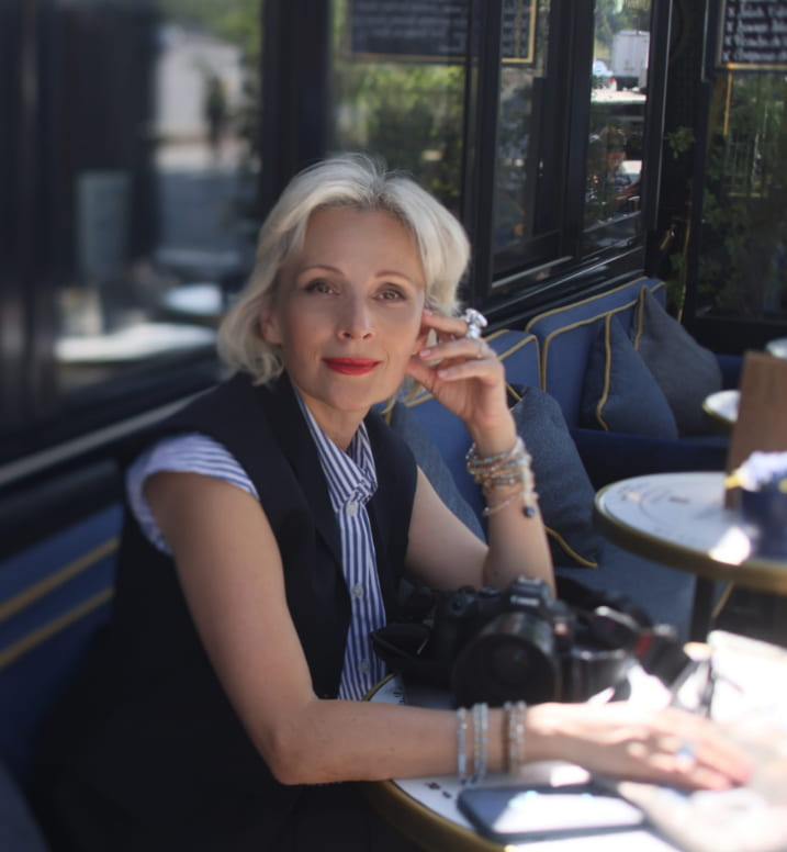 Liya, Paris proposal photographer and experience designer